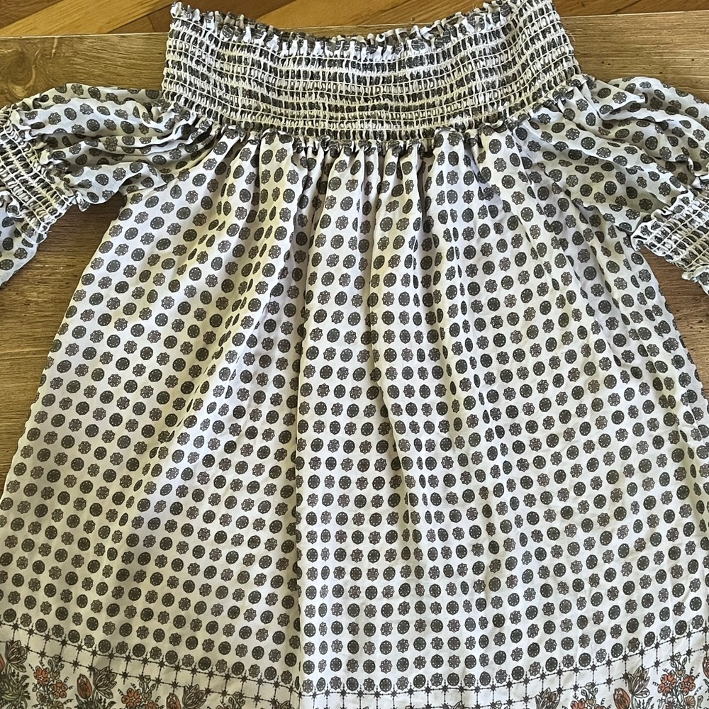 Babydoll off the shoulder top!